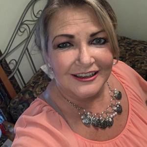 Meet your Posher, Cindy